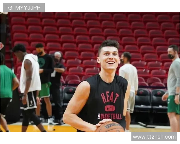 希罗与热火续约三年合约将达1497亿值得期待吗